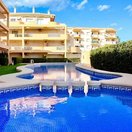 Cozy In Dénia, 40 M² With Shared Pool Dénia