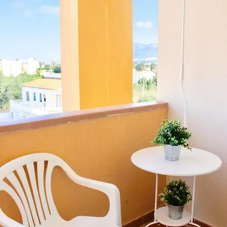 Cozy In Denia, 40 M² With Shared Pool デニア