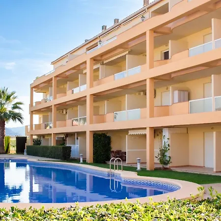 Cozy In Dénia, 40 M² With Shared Pool Appartamento Dénia