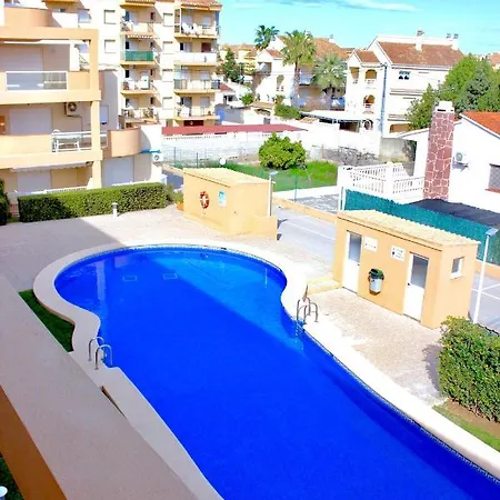 Cozy In Dénia, 40 M² With Shared Pool Appartamento